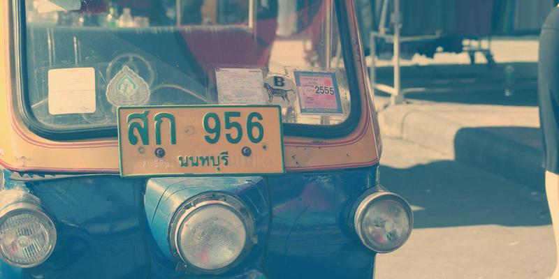 中山数据中心机房精密设备除尘与静电防护清洁策略：专业家政服务与清洁用品的科学应用